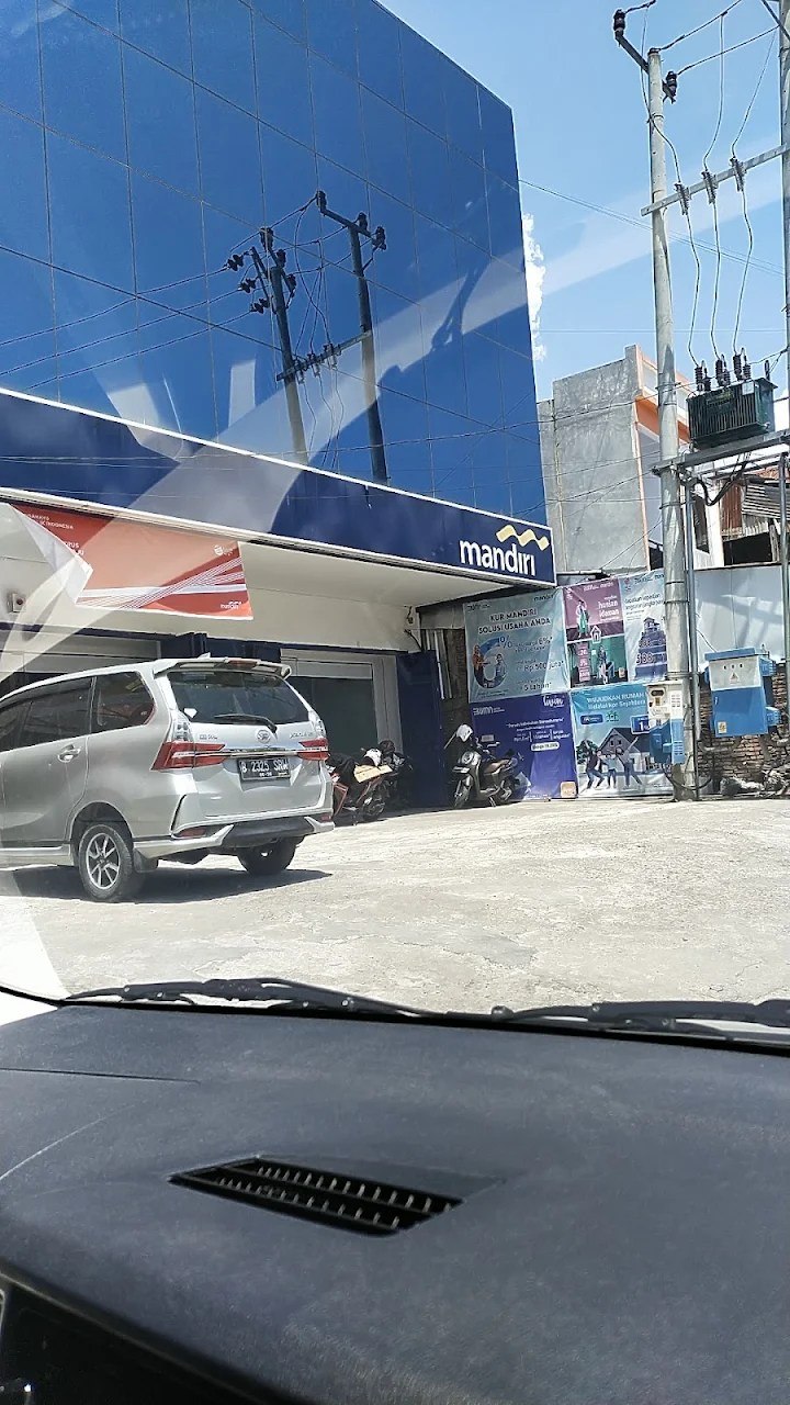 Bank Mandiri Cabang Mamuju
